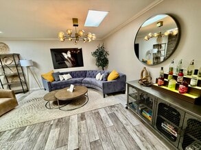 7734 E Minnezona Ave in Scottsdale, AZ - Foto de edificio - Building Photo