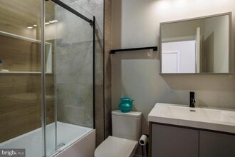 618 N 35th St in Philadelphia, PA - Building Photo - Building Photo