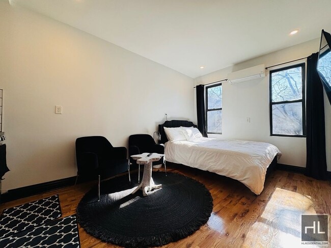 HANCOCK STREET, Unit 3B in Brooklyn, NY - Building Photo - Building Photo