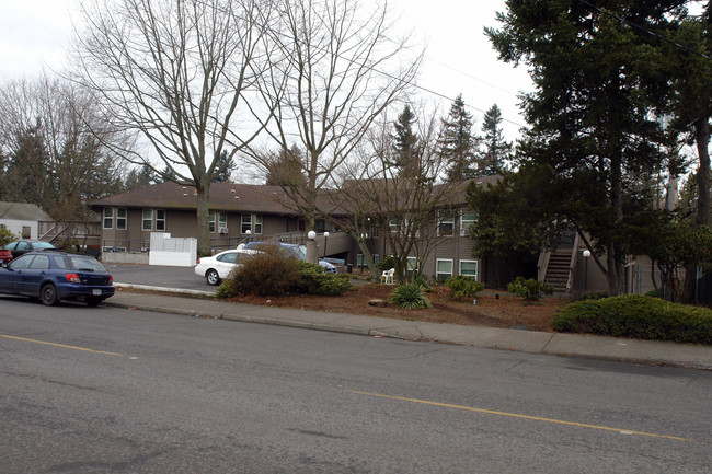 Prescott Terrace Apartments in Portland, OR - Building Photo - Building Photo