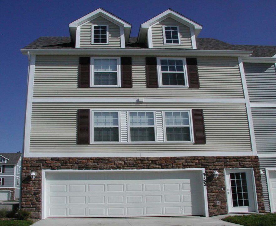 3152 SW Arlan Ln in Ankeny, IA - Building Photo