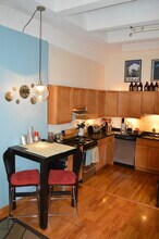 12 Stoneholm St in Boston, MA - Building Photo - Building Photo
