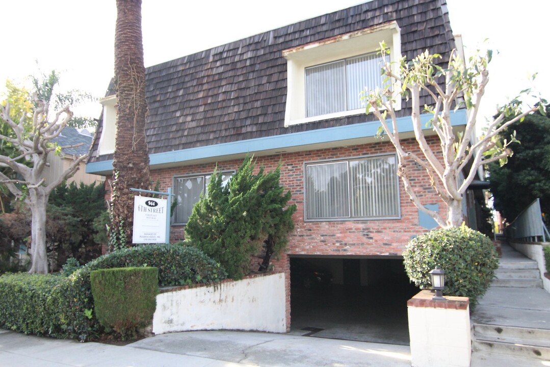 944 6th St in Santa Monica, CA - Building Photo
