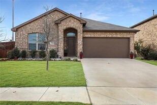 100 Creek Terrace Dr in Fort Worth, TX - Building Photo