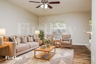 3291 Moravia Ave, Unit 204C in North Port, FL - Building Photo - Building Photo