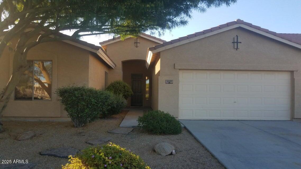 2127 W Maya Way in Phoenix, AZ - Building Photo