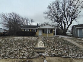 2724 Seminole Ct in Anderson, IN - Building Photo