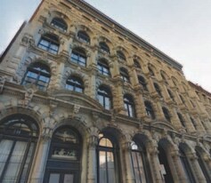 Les Étoiles Apartments in Montréal, QC - Building Photo