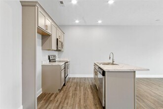 615 St George Wy in Franklin, KY - Building Photo - Building Photo