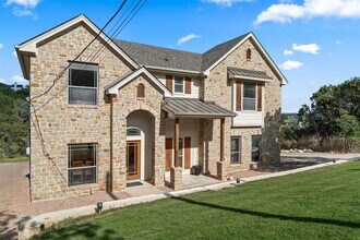 14000 Saskatchewan Dr in Austin, TX - Building Photo - Building Photo