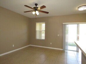 532 Golden Tree Pl in Brandon, FL - Building Photo - Building Photo
