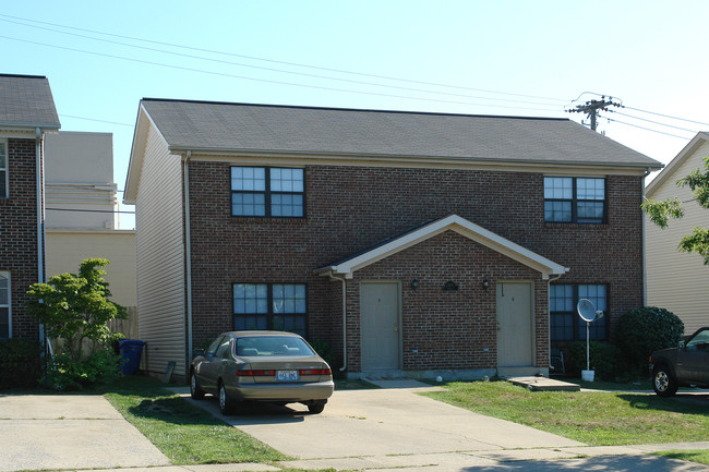 2895 Gribbin Dr in Lexington, KY - Foto de edificio - Building Photo