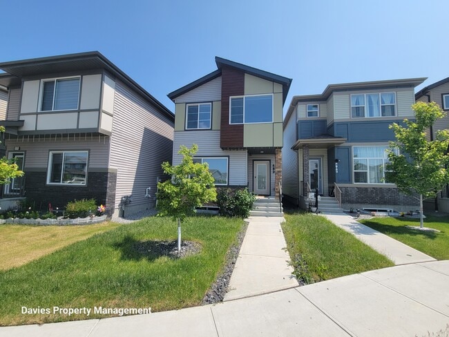 property at 403-437 37 Ave NW