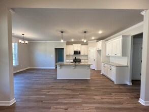 17305 Creaking Cedar Dr in Sherwood, AR - Building Photo - Building Photo