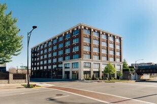 2620 W Washington Blvd in Chicago, IL - Building Photo