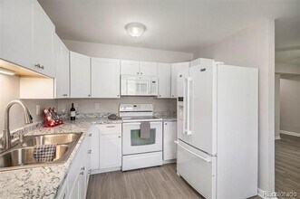 3373 S Alcott St in Englewood, CO - Building Photo - Building Photo