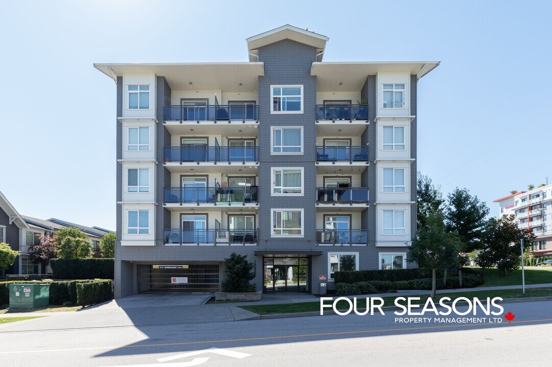 13628-13628 81a Ave in Surrey, BC - Building Photo