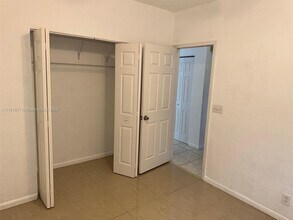 5201 SW 31st Ave in Fort Lauderdale, FL - Building Photo - Building Photo