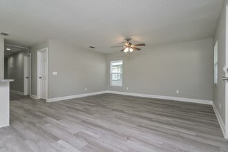 917 E Laura St in Plant City, FL - Building Photo - Building Photo