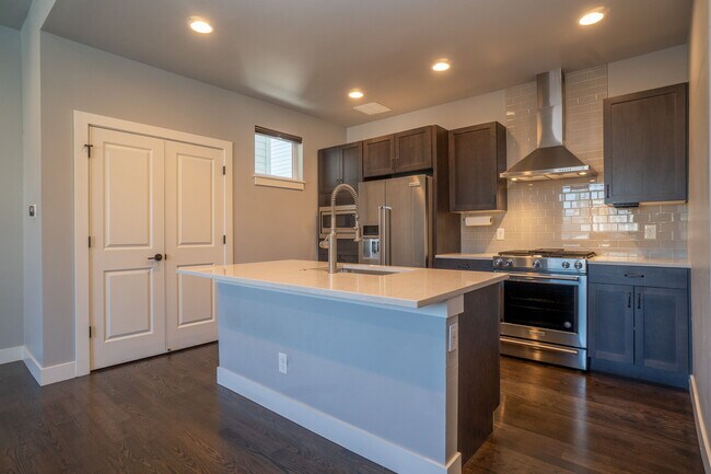 property at 1210 Osceola St