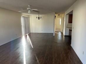 314 S 11th Pl in Rogers, AR - Foto de edificio - Building Photo