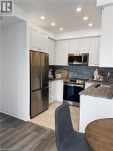 5 Hamilton St N in Waterdown, ON - Building Photo - Building Photo