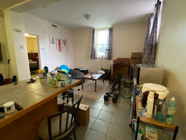 66 Lake Avenue in Melrose, MA - Foto de edificio - Building Photo