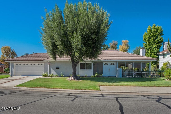 property at 32041 Waterside Ln
