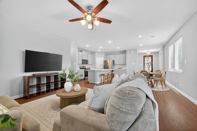 10321 Mount Winchell Dr in Rosharon, TX - Building Photo - Building Photo