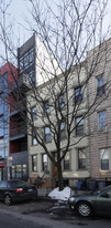 212 Green St in Brooklyn, NY - Building Photo