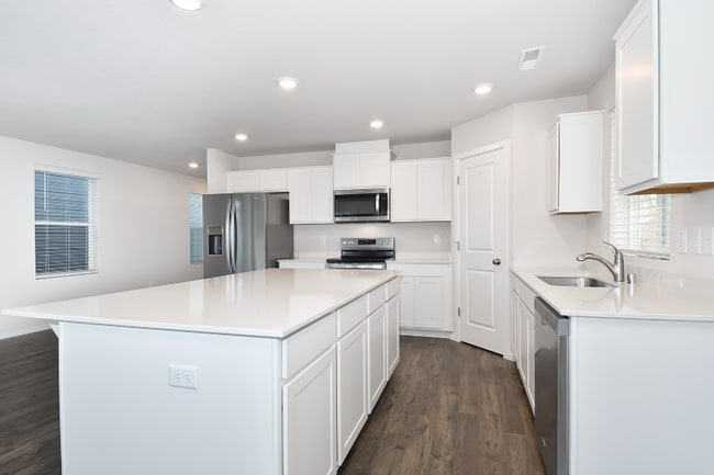 208 N 28th Pl in Ridgefield, WA - Foto de edificio - Building Photo