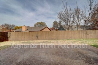 1824 Dorchester St in Fort Worth, TX - Building Photo - Building Photo