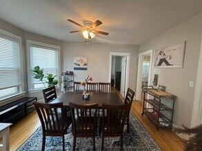 2440 N Central Park Ave in Chicago, IL - Building Photo - Building Photo
