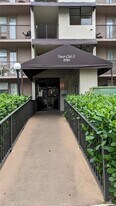 2701 Riverside Dr in Coral Springs, FL - Building Photo