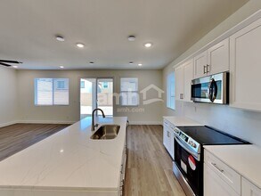 10358 Medusita St in Las Vegas, NV - Building Photo - Building Photo