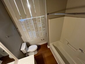 202 Windsor Ave, Unit B in Americus, GA - Building Photo - Building Photo