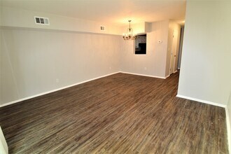 951 Hollywood St in Charlotte, NC - Building Photo - Building Photo