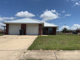 2601 Lucille Dr in Killeen, TX - Building Photo
