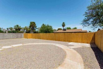 98163 W Magdalena Dr in Tempe, AZ - Building Photo - Building Photo