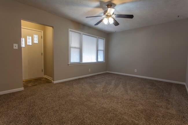 1920 S Kimbrough Ave in Springfield, MO - Building Photo - Building Photo