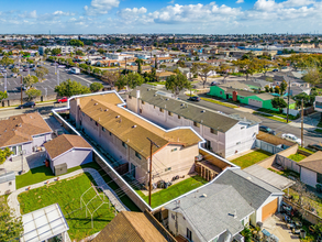 15411 S Berendo Ave in Gardena, CA - Building Photo - Building Photo