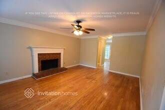 613 Dahlia Way in Acworth, GA - Foto de edificio - Building Photo