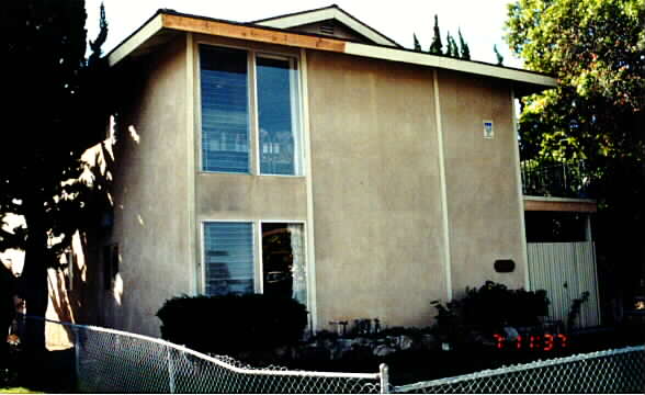 1230 Azalea St in Oxnard, CA - Building Photo - Building Photo