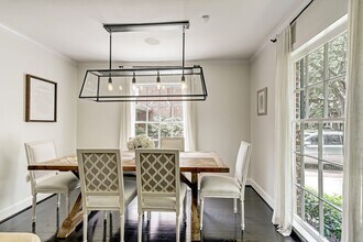 2829 Sunset Blvd in Houston, TX - Building Photo - Building Photo