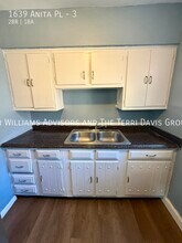 1639 Anita Pl in Cincinnati, OH - Building Photo - Building Photo