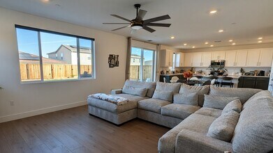 2133 Verde Ranch Rd in Patterson, CA - Building Photo - Building Photo