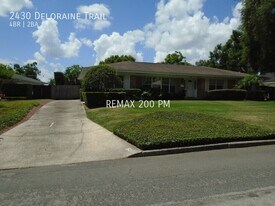 2430 Deloraine Trail in Maitland, FL - Building Photo