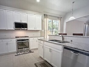 7401 Bishop Pine Rd in Denton, TX - Building Photo - Building Photo
