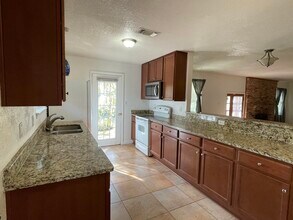 606 Bayou Ln in Niceville, FL - Building Photo - Building Photo