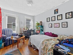 361 Washington St, Unit 3 in Somerville, MA - Building Photo - Building Photo